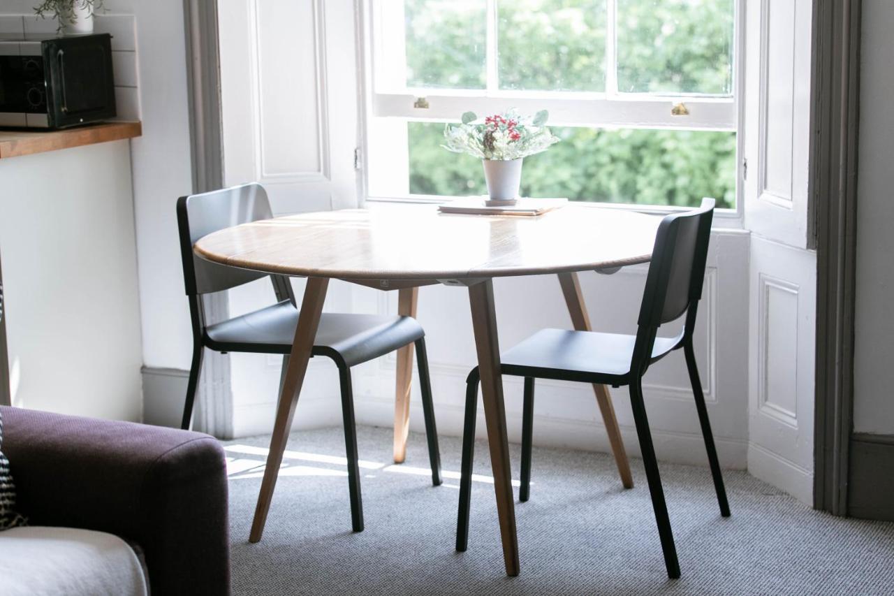 Peaceful Apartment - Dedicated Free Parking - Walk To Centre, Uni, Hosp - Business And Leisure - Contact For Long Stays 埃克塞特 外观 照片
